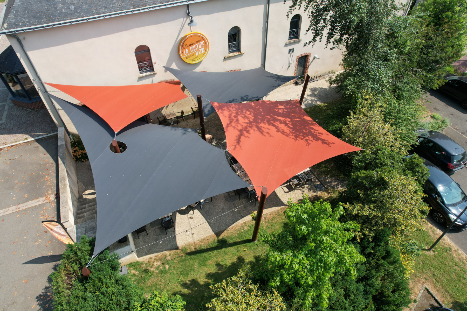 Les avantages de solliciter un fabricant de voiles d’ombrage